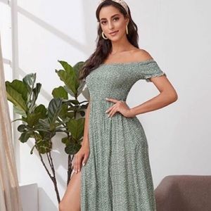 NWOT❣️BOHO FLORAL PRINT DRESS 😍